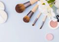 przybory do makijażu