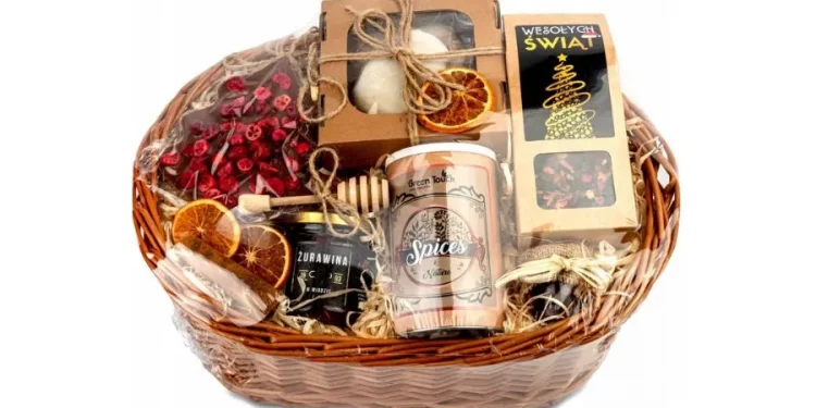 Kosz upominkowy na Boże Narodzenie